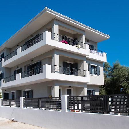 Melina Apartments Lefkáda Esterno foto